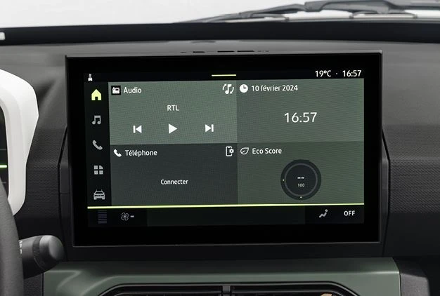 Media Nav Live 10” touchscreen